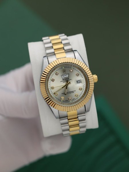 ساعة رولكس رجالي (ساعة + علبة فخمة)